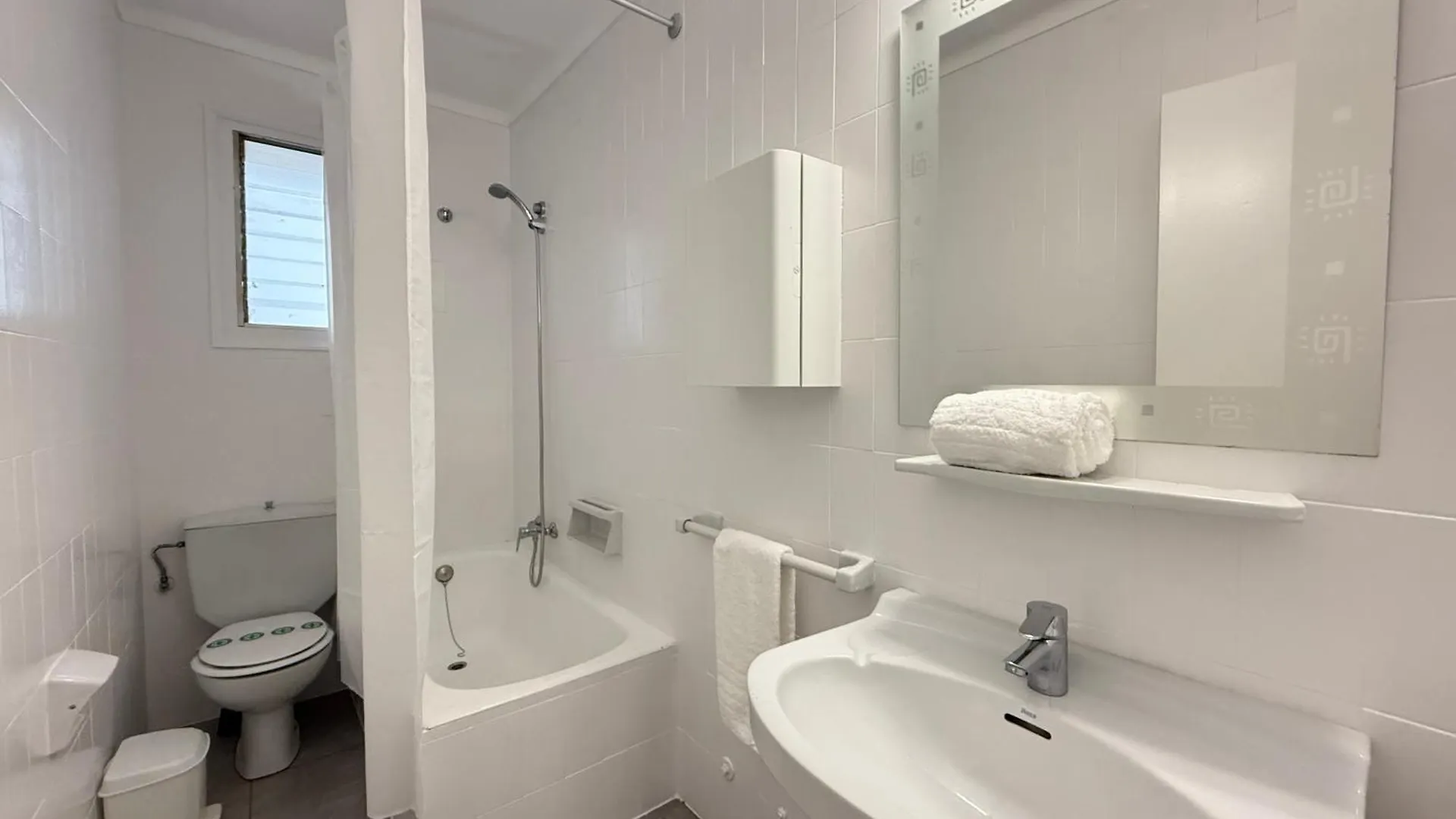 Apartamento Agi Macia Centro Rosas